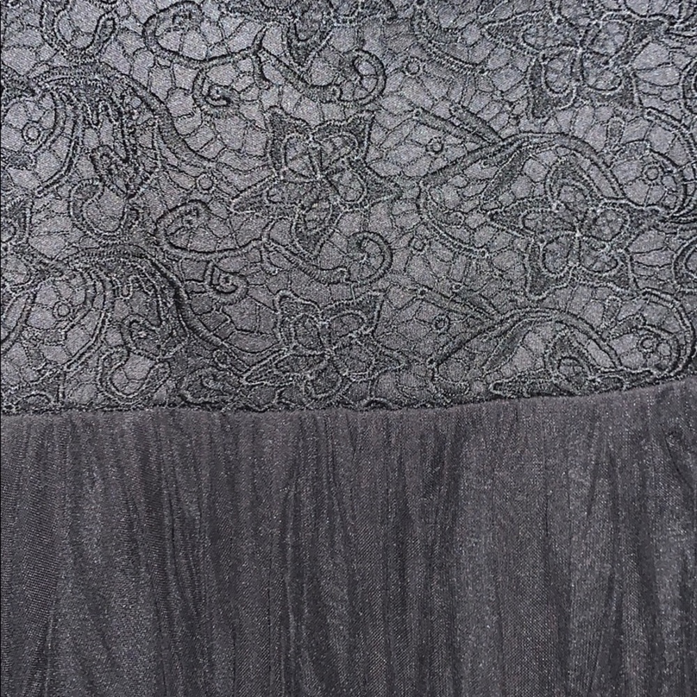 Dress - Picture 4 of 5